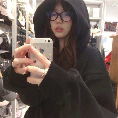 双子姐妹